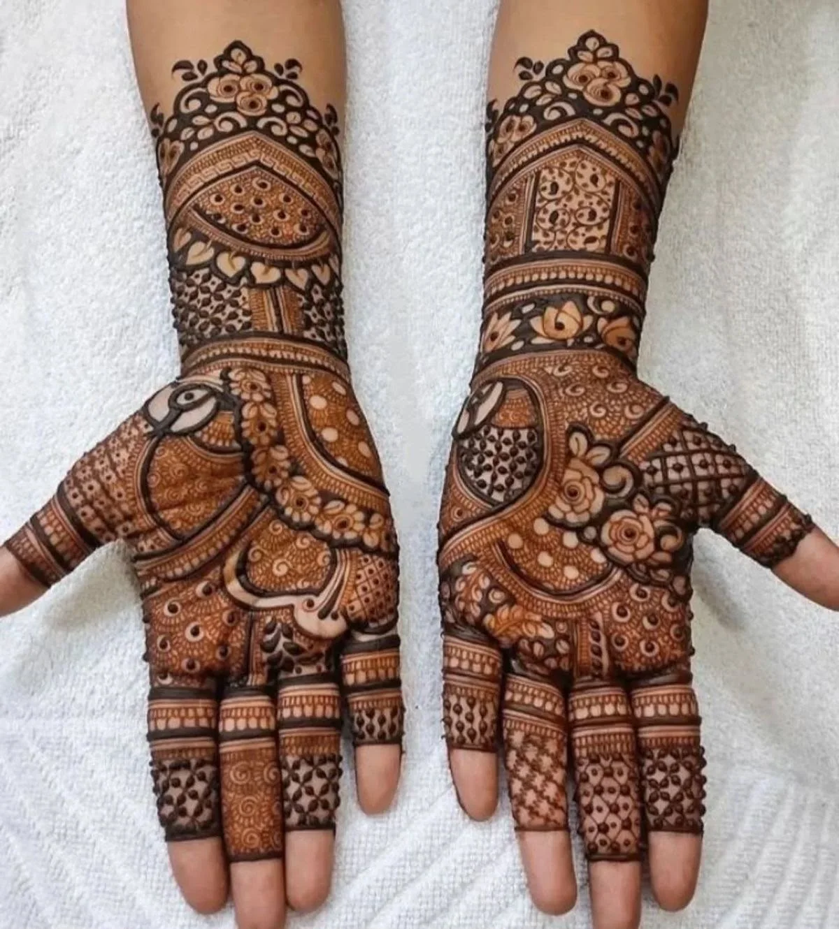 Indian Mehndi — real henna design photo 4