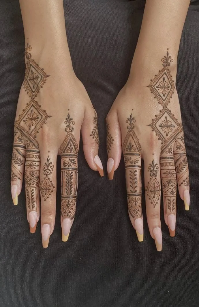 Moroccan Henna — real henna design photo 17