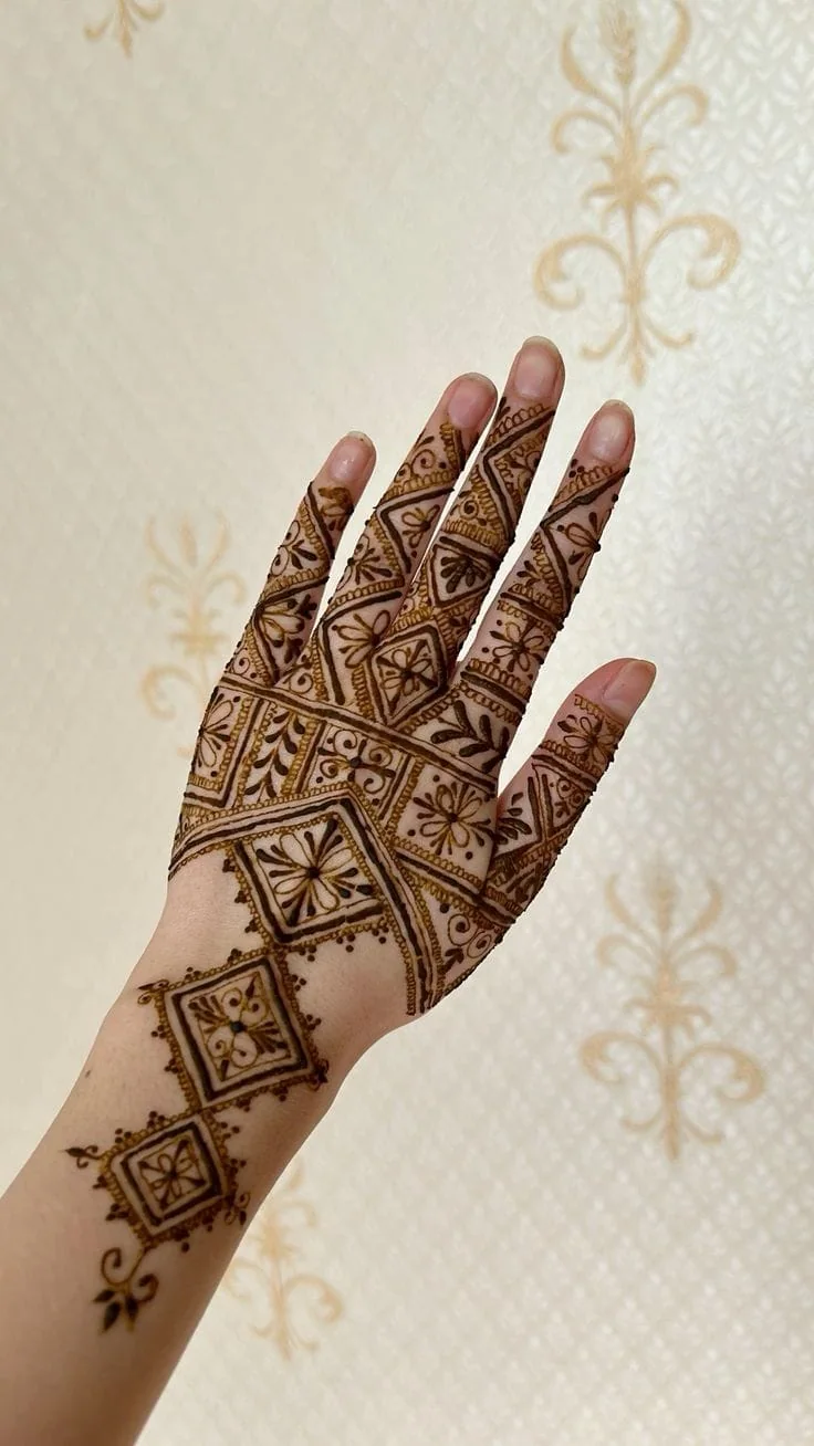 Moroccan Henna — real henna design photo 18