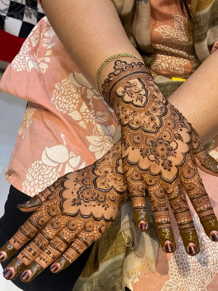 Pakistani Mehndi — real henna design photo 10