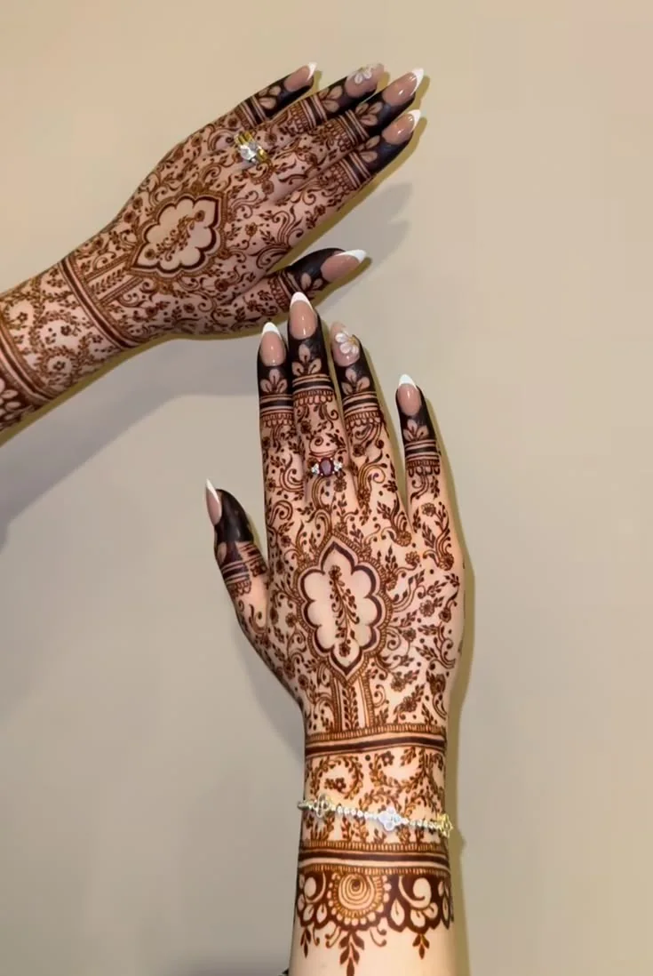 Pakistani Mehndi — real henna design photo 12