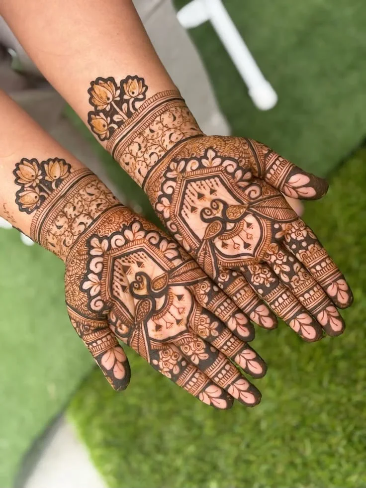 Henna design: peacock