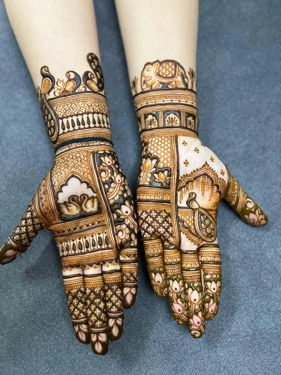 Peacock mehndi photograph 14