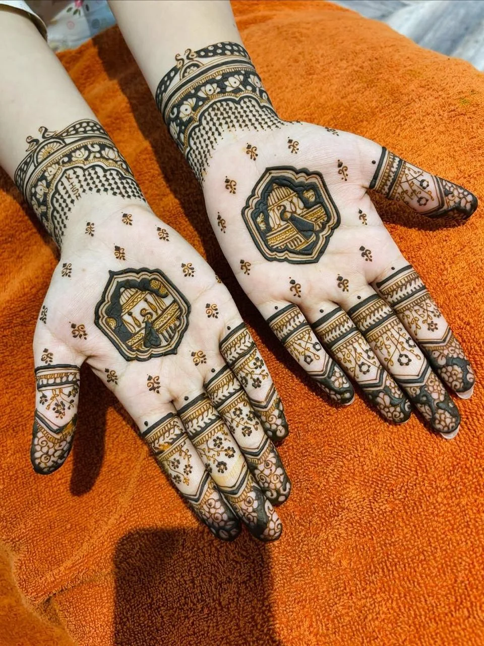 Peacock mehndi photograph 22